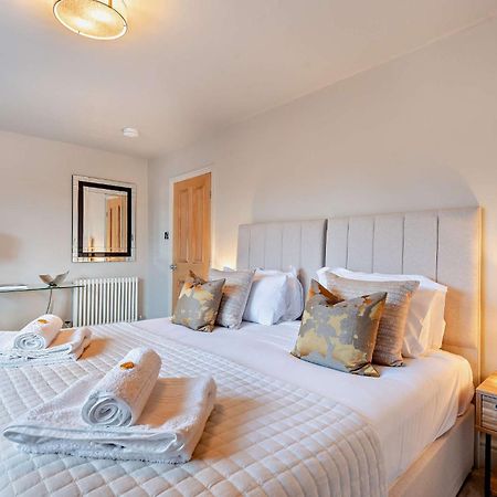Shrewsbury Townhouse - Free Parking 빌라 외부 사진