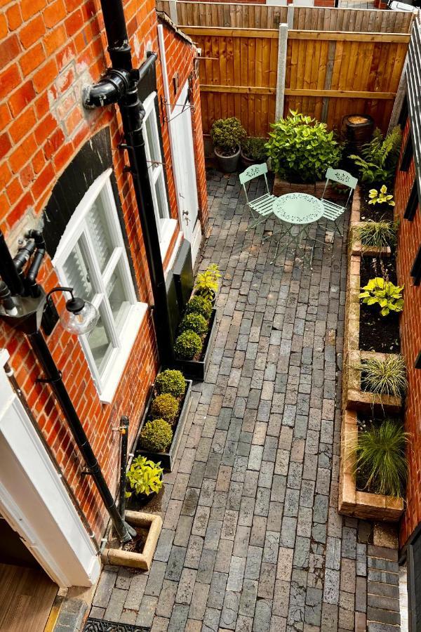 Shrewsbury Townhouse - Free Parking 빌라 외부 사진
