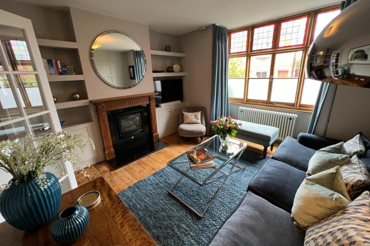 Shrewsbury Townhouse - Free Parking 빌라 외부 사진